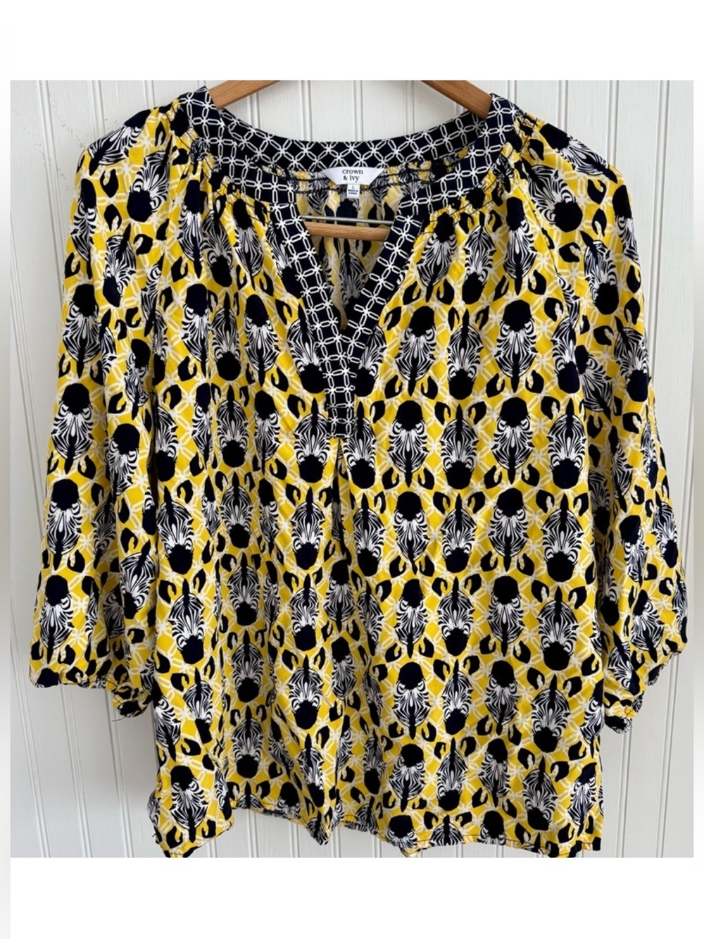 crown & ivy Zebra Print Top Size Large
